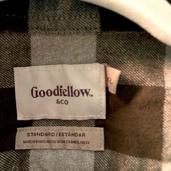 Men’s black & white checkered flannel - Picture 7 of 8